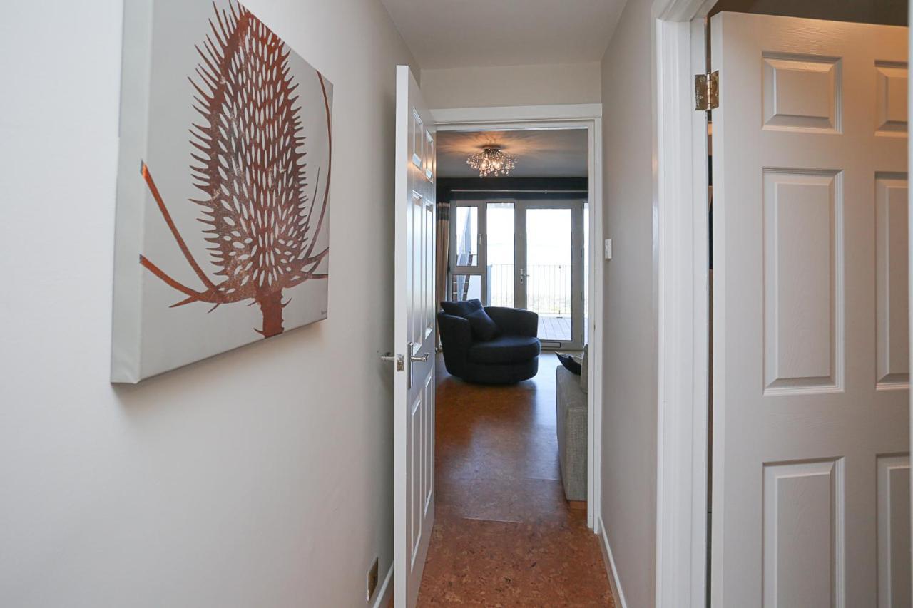 Holywood Sea Renity Apartment Bagian luar foto